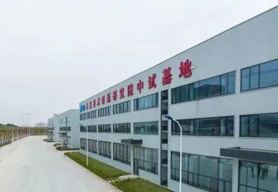 武汉产业创新发展研究院赴武汉经开区考察交流